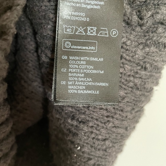 H&M Textured Sweater - Picture 3 of 5